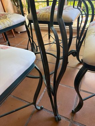 Mesa y 4 Sillas de Jardín