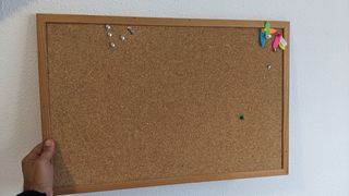 Tablero de corcho para pared 60 * 40cms