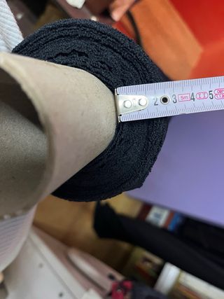 Rollos de tela negra