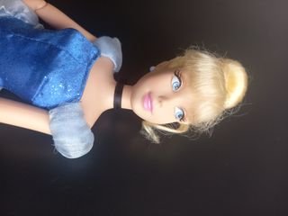Muñeca Cenicienta Disney Store Barbie