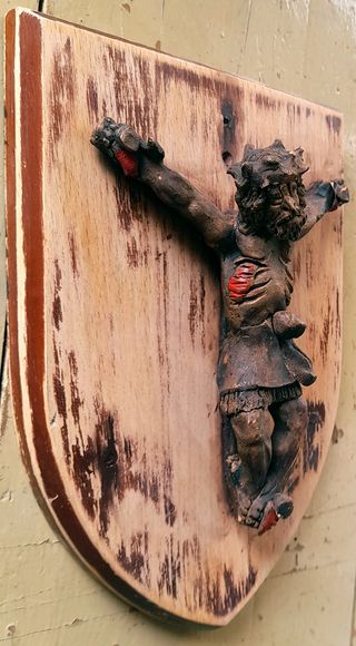 Crucificado terracota 1905