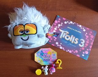 Trolls 3 Peluche Tiny Diamond, Mineez e Libretto