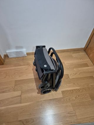 Silla de paseo Cybex beezy