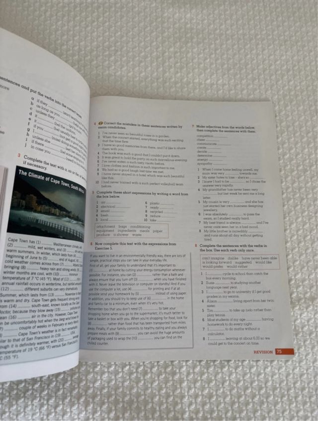 Compact First for Schools Student's Book withou...