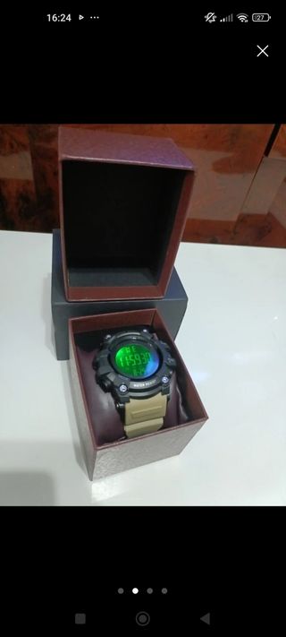 Reloj Deportivo Digital Negro y Beige