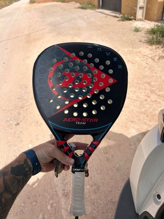 Pala de pádel Dunlop Aero-Star Team