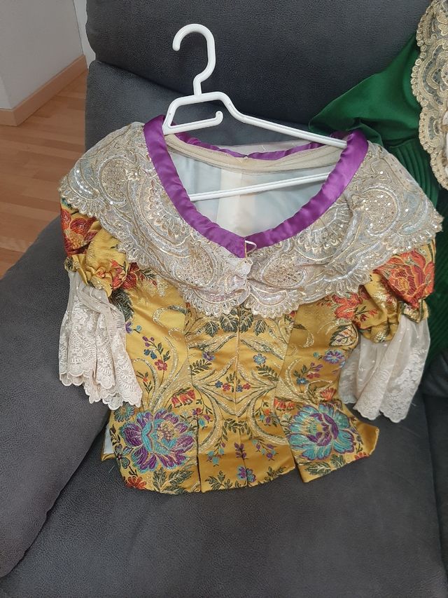 Vestido de Fallera sin manteletas