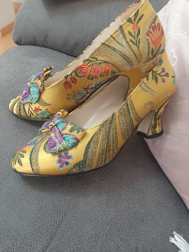 Vestido de Fallera sin manteletas