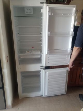Nevera Ikea TINAD METOD