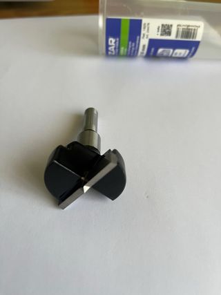 Broca para bisagras de cazoleta