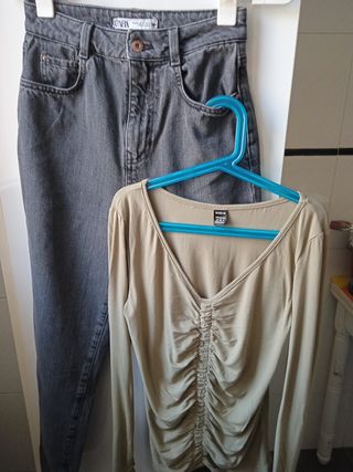 Conjunto  pantalón negro Zara y camiseta Shein.