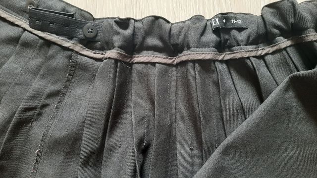 Uniformes Escolares Abad y Harija Talla 12