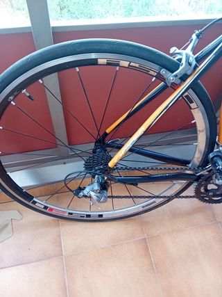 Bicicleta de carretera Orbea Aqua.