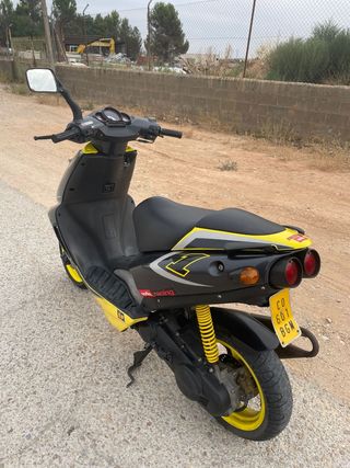 Aprilia SR 50 scooter