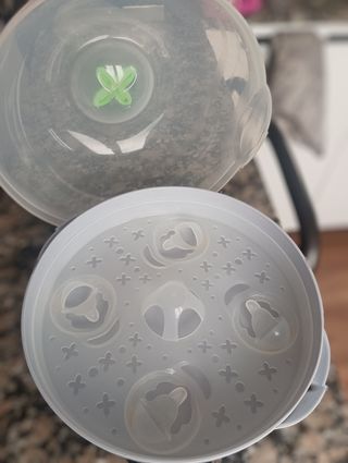 Esterilizador de biberones y chupetes