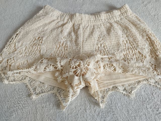 Shorts de encaje New Look T. L.
