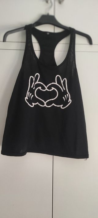 Camiseta Nadadora Negra con Corazón