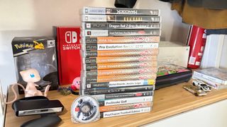 Lote 16 Juegos PSP y 2 pelis.