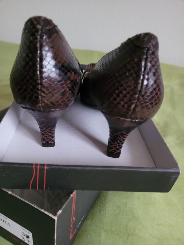 Zapatos Angela Sala  serpiente