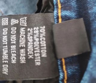 Pantalón vaquero con protecciones