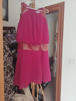 Vestido de fiesta rosa y dorado
