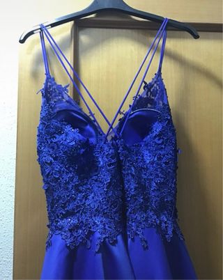 Vestido azul eléctrico para fiesta