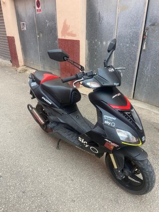 Aprilia SR50 2T Scooter
