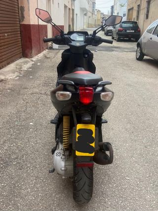 Aprilia SR50 2T Scooter