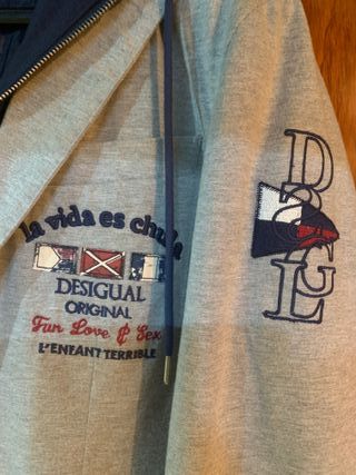 AMERICANA DESIGUAL , COMO NUEVA 