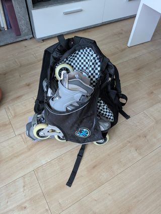 Patines en línea,  Talla 39 Mochila y Protecciones