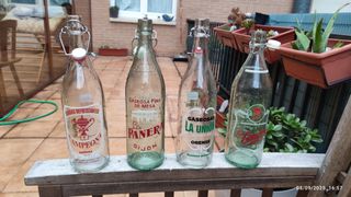 Lotto di 4 bottiglie di soda antiche