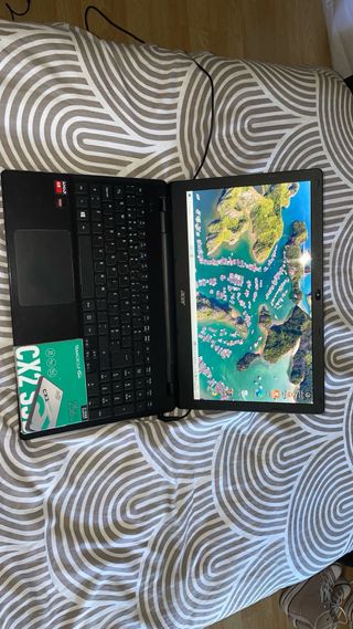 Computador Acer Preto