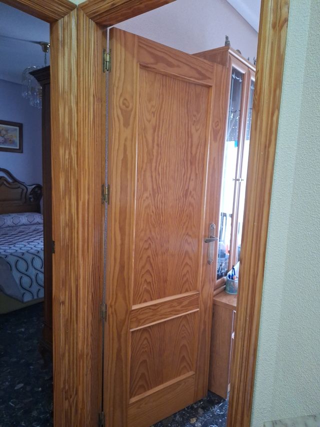 Lote 10 puertas pino con tapajuntas y garce