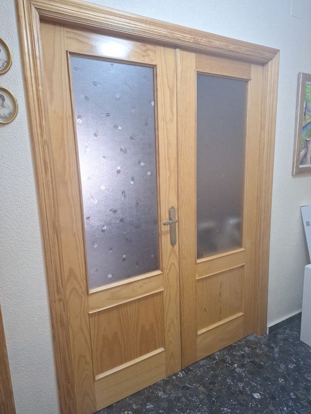 Lote 10 puertas pino con tapajuntas y garce