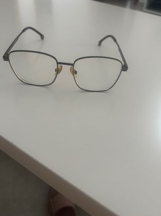 Gafas de vista grises