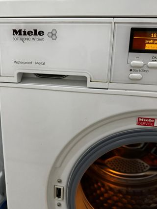 LAVADORA SECADORA MARCA MEIELE  