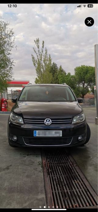 Volkswagen  Touran 2011