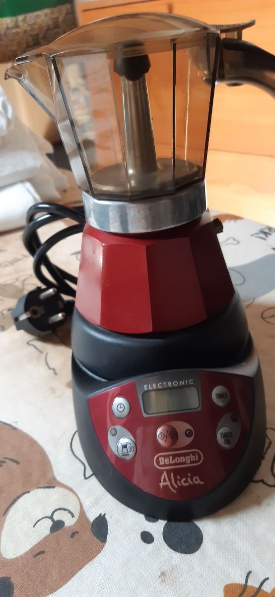 M Alicia De Longhi Rossa