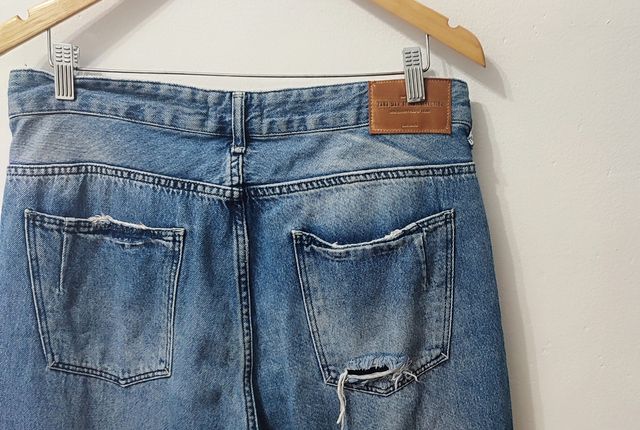 Vaquero roto Zara hombre Talla 44