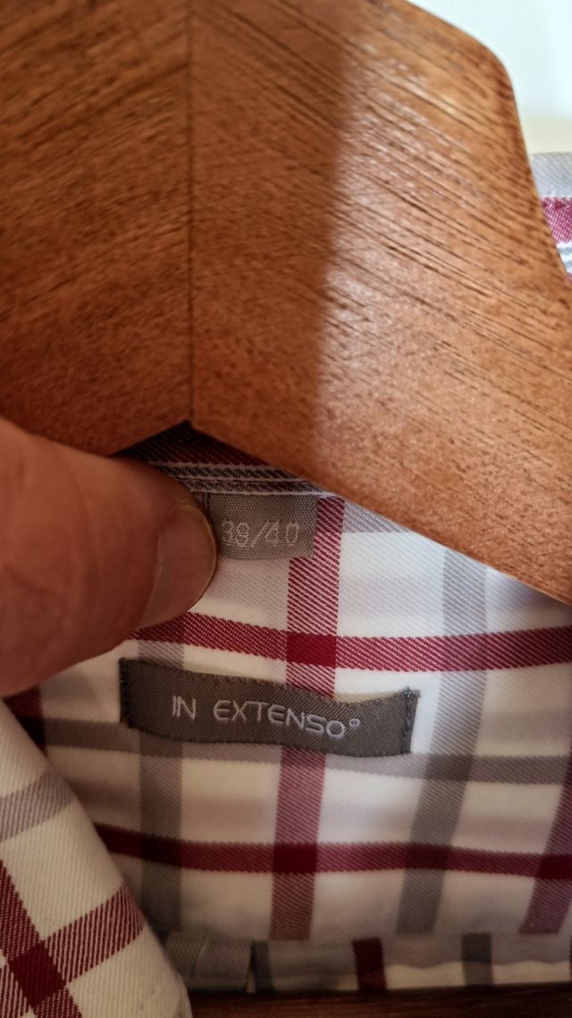 Camisa a cuadros roja, gris, blanco, Talla L