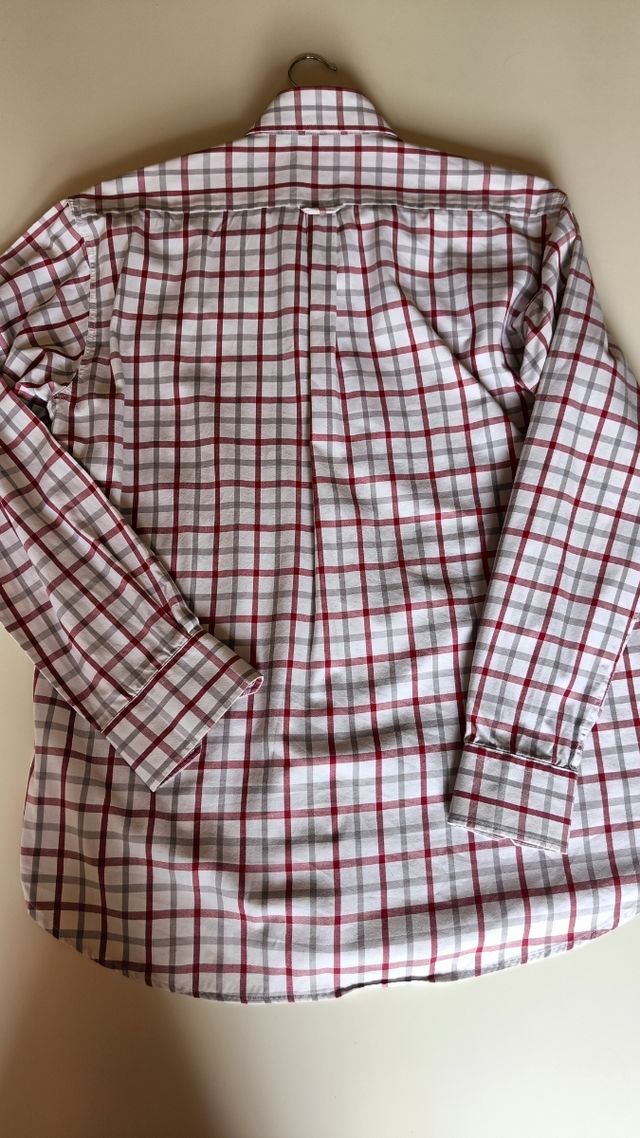 Camisa a cuadros roja, gris, blanco, Talla L