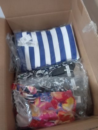 LOTE ROPA MUJER FERIAS -STOCK-OUTLET- MERCADILLO-