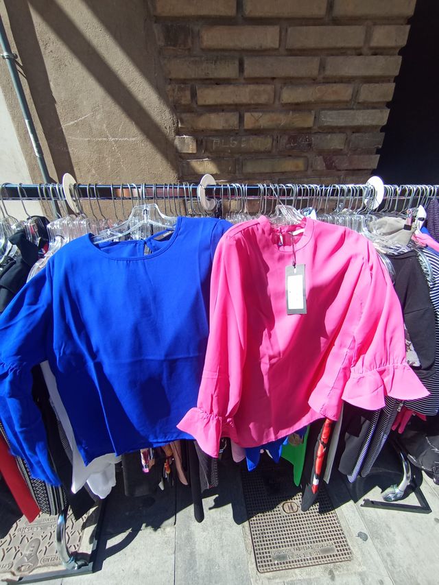 LOTE ROPA MUJER FERIAS -STOCK-OUTLET- MERCADILLO-