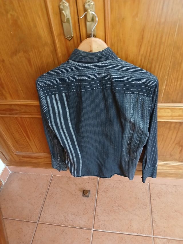 Camisa de vestir negra y blanco hombre