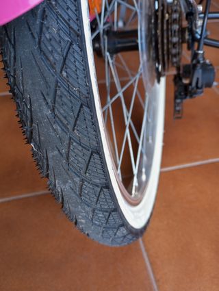 Bicicleta infantil B'TWIN rosa y negra