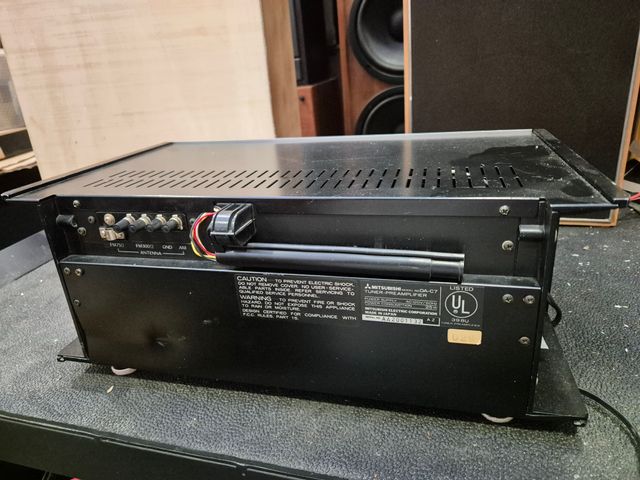 Preamplificador Sintonizador Mitsubishi DA-C7