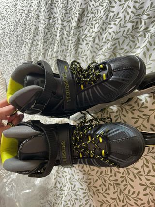 Patines negros de ruedas