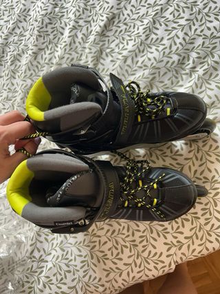 Patines negros de ruedas