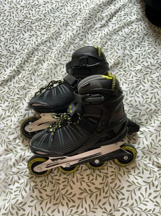 Patines negros de ruedas
