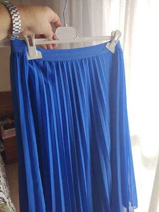 Falda plisada azul
